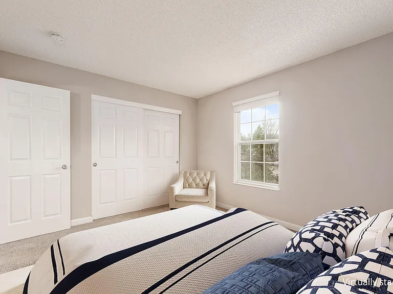 1807 Hobbes Dr — Photo 18