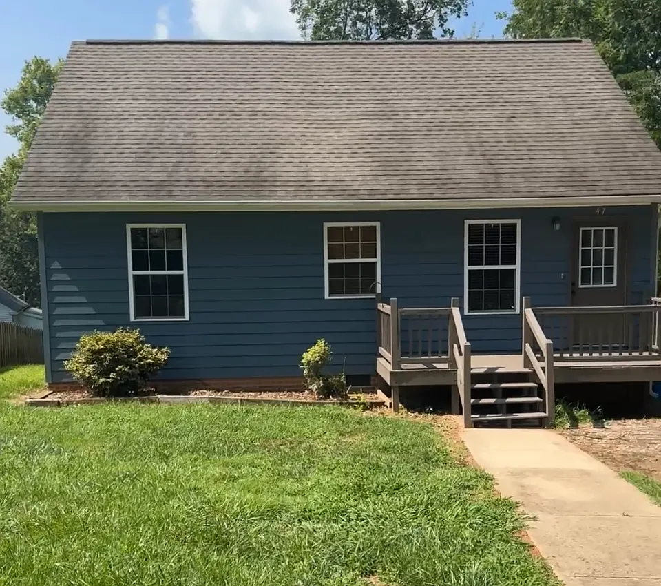 3 bed, 1.5 bath, 1150 sqft, $2,000 — Photo 2