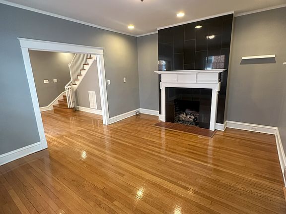 5th image of 2124 Lakeview Ave