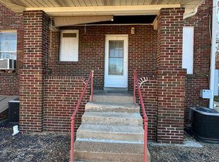 217 S Charles St APT 4, Belleville, IL 62220