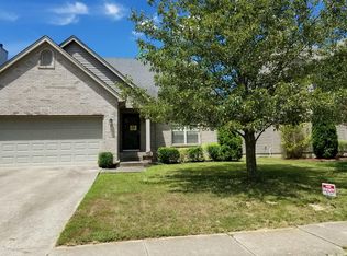 1606 Crosstimbers Dr, Louisville, KY 40245