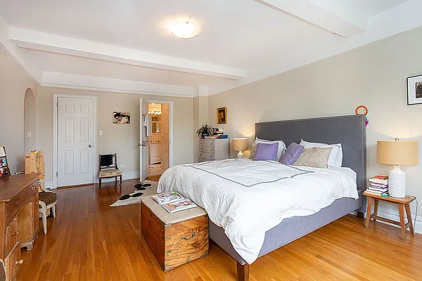 Rented by Rachel Realty | media 27