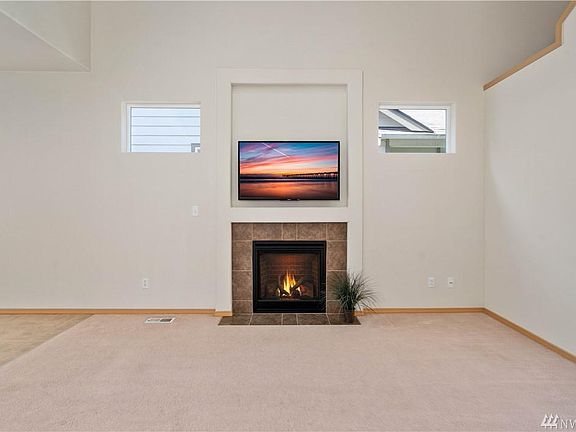 5th image of 5515 Boardwalk St SE