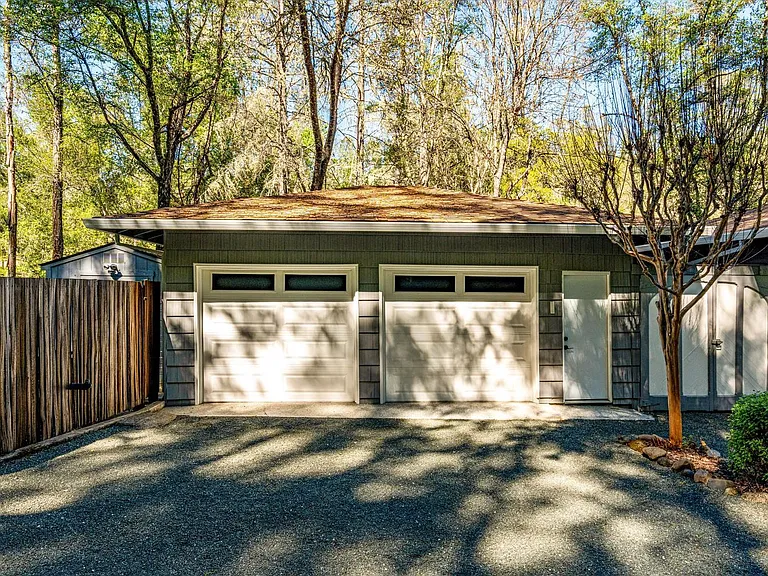 850 Conn Valley Rd — Photo 72