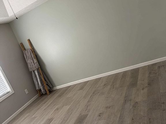 5th image of 155 Pebble Ridge Dr