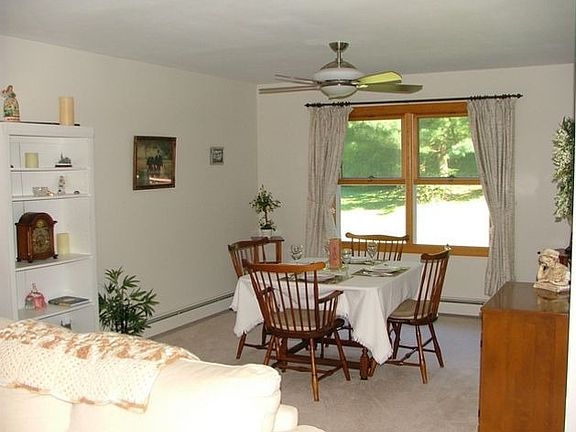 3rd image of 37 Minello Dr