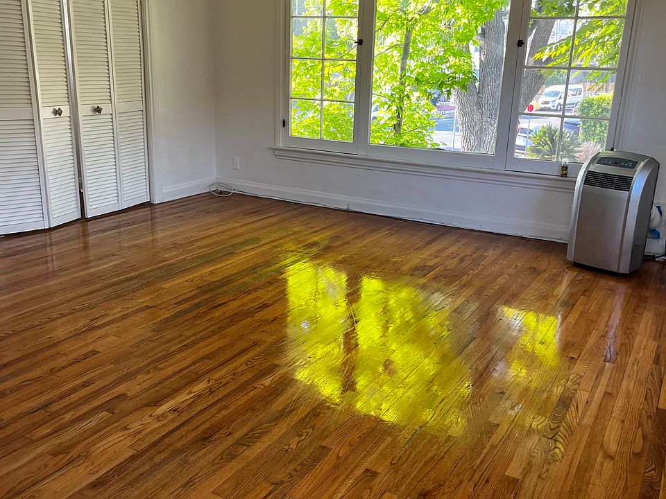 1st image of 222 N Chevy Chase Dr APT 5