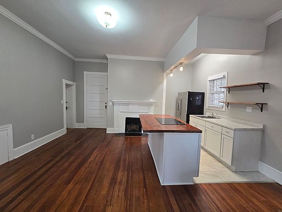 3rd image of 113 Hillside Ave #2