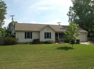 101 Clyde James Dr, Pleasant Lake, MI 49272