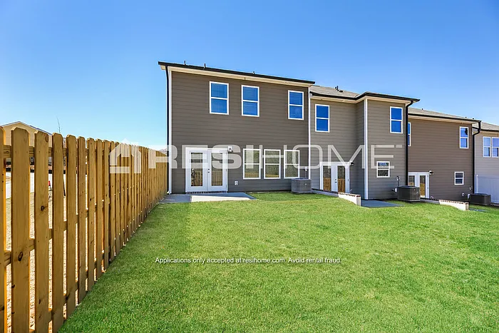 245 Victory Creek Ln — Photo 16