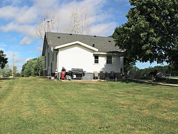 2nd image of 754 S County Road 325 W