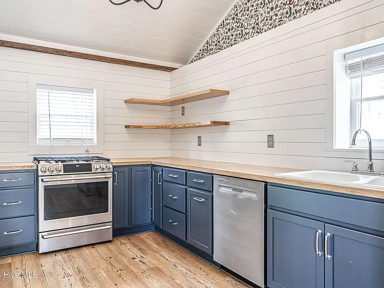 287 Candy Rd — Photo 9