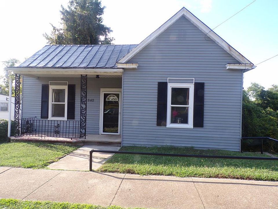 1st image of 642 Franklin St