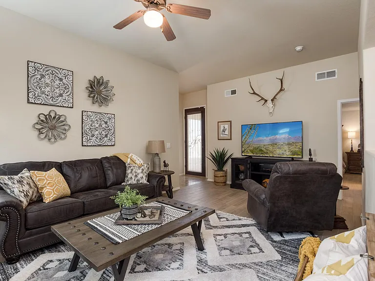3723 Ascencion Cir — Photo 3