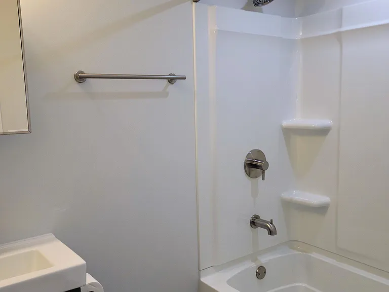 617 Brookshire St — Photo 21
