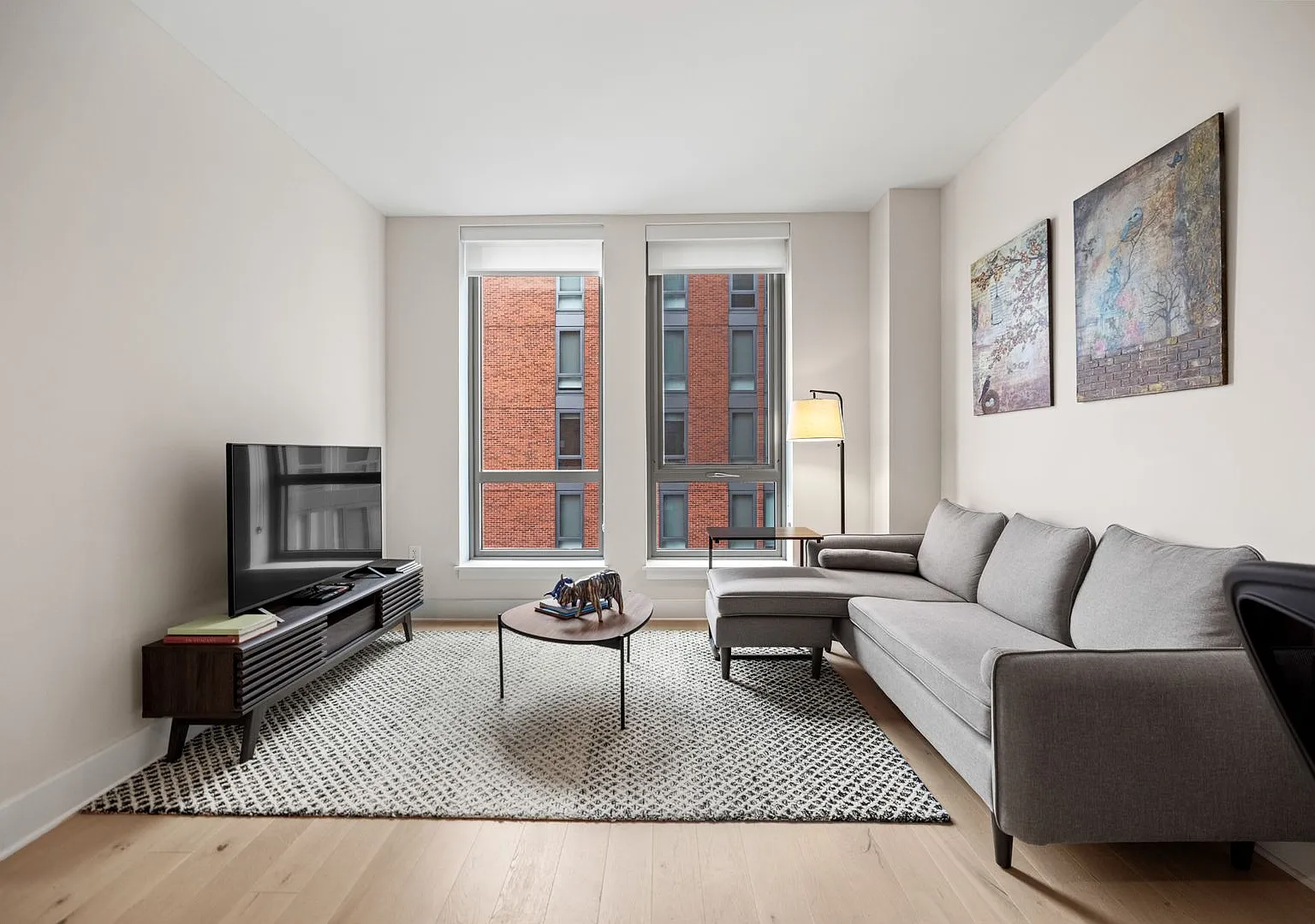 Avidian Condo | 1 Bed | 1 Bath | 665 Sf | Rental Parking Only — Photo 1