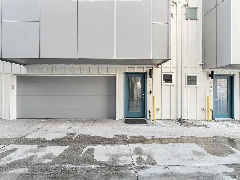 1245 Utica St #103 — Photo 35