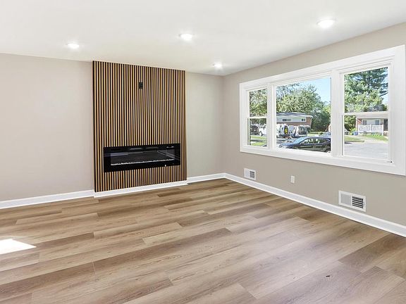 4th image of 3705 Allenswood Ct