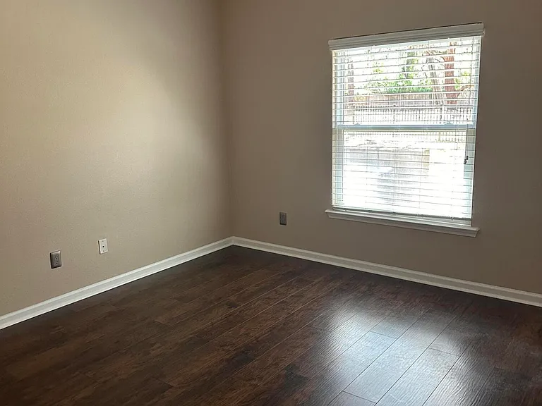 3817 Paddington Pl — Photo 9