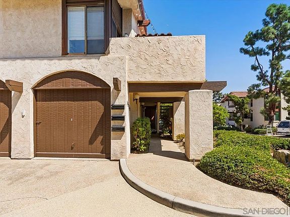 2nd image of 13750 Ruette Le Parc Unit A