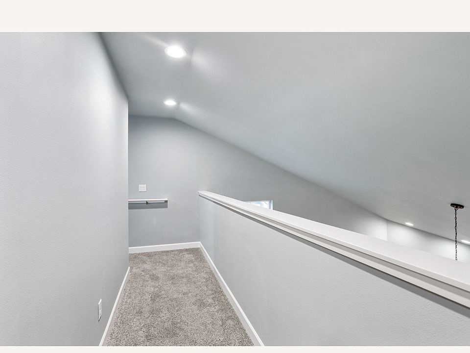 1st image of 663 S 83rd Ave #2