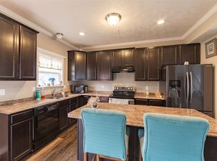 509 Isabella Ct, Coraopolis, PA 15108