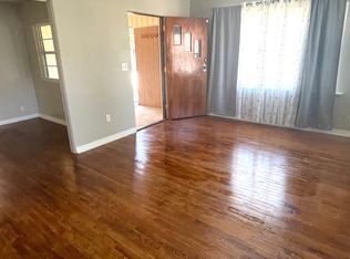 1035 S 32nd St, Omaha, NE 68105