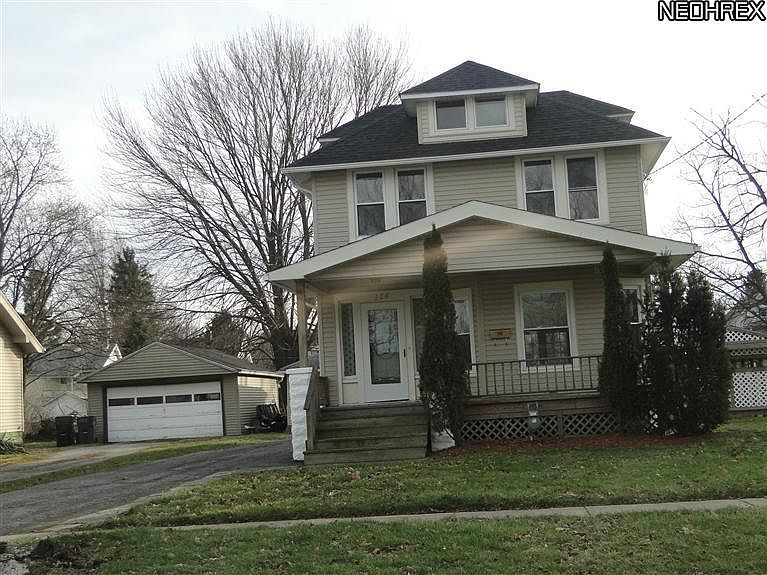 1st image of 124 Courtland St