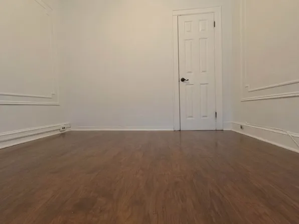 20-45 31st Street image 27 of 40