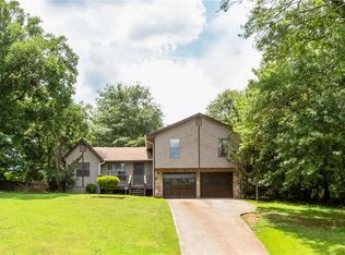 5432 Redwood Ct, Stone Mountain, GA 30087