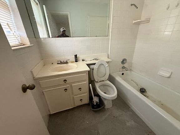 5th image of 5540 17th Pl
