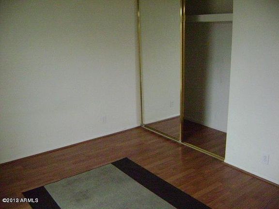 4th image of 6822 N 35th Ave Unit J