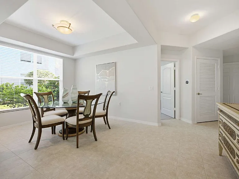 1953 Crestview Way #161 — Photo 8