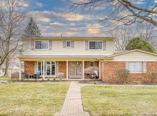 2738 Denise Dr, Troy, MI