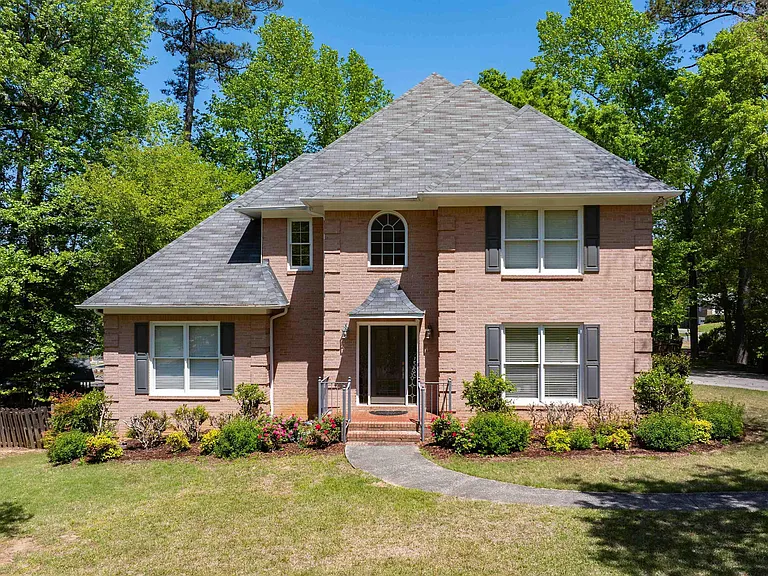 3405 Danner Cir — Photo 1