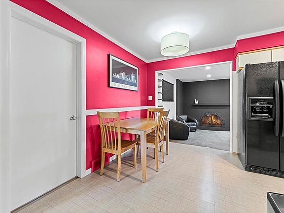 2nd image of 13380 Perry Cir