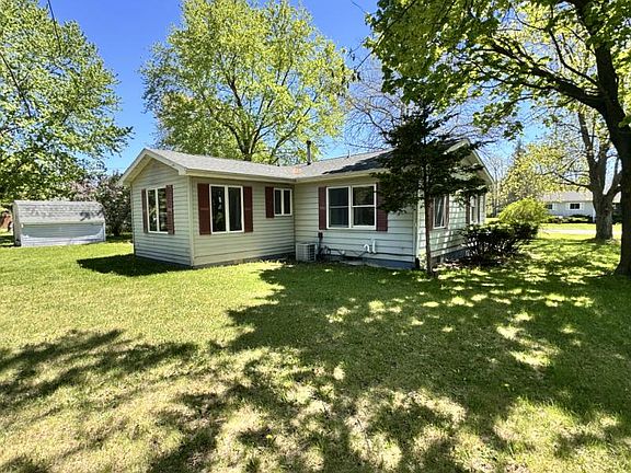 3rd image of 5190 Park Dr