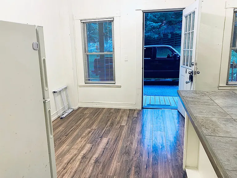 38 Water St — Photo 45