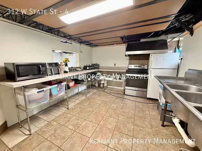 312 W State St #4 — Photo 17