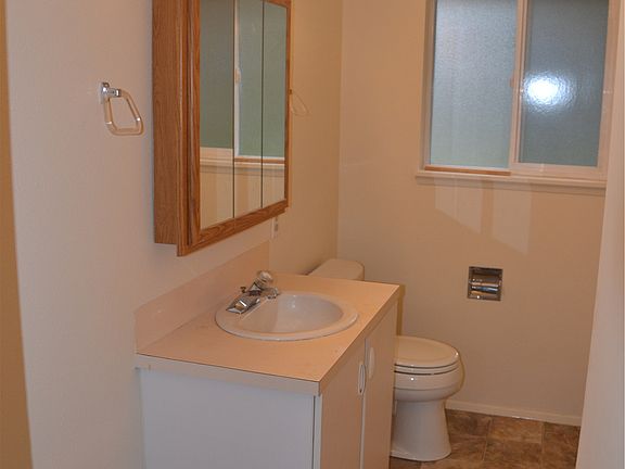 5th image of 7909 126th St E