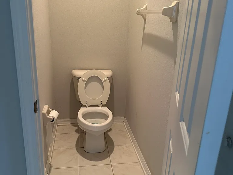 24806 Siena Dr — Photo 9
