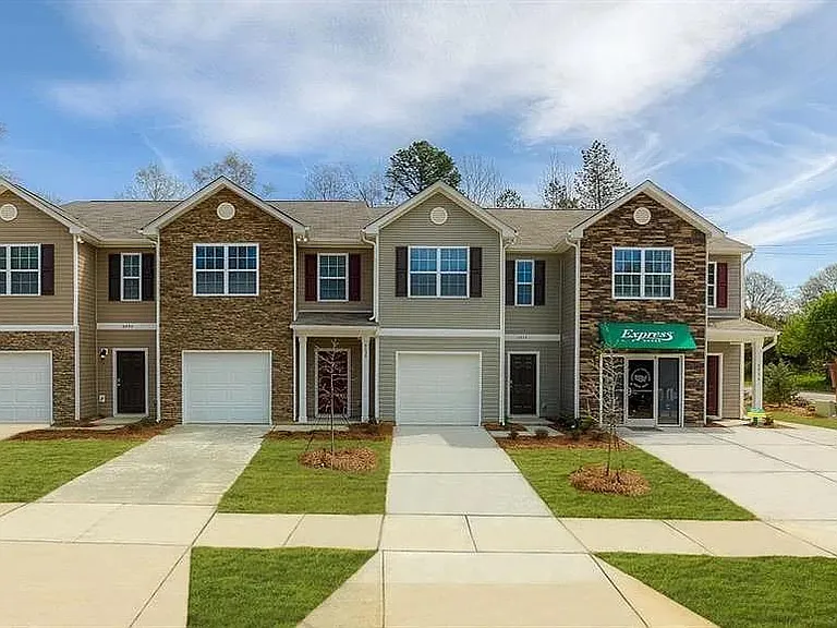 6147 Guildford Hill Ln — Photo 2