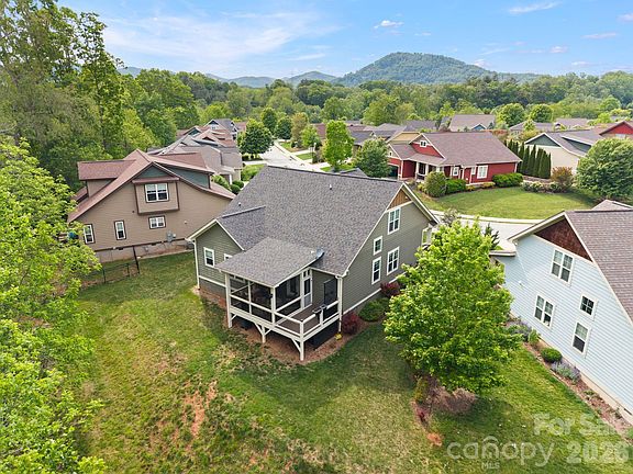 3rd image of 22 Asher Ln