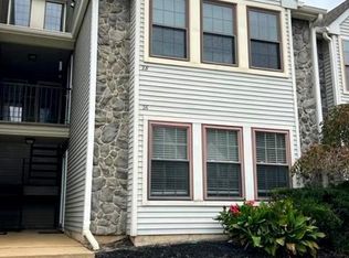 26 Chelmsford Ct, Marlton, NJ 08053