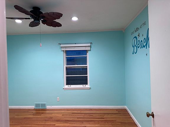 4th image of 1132 N Main St
