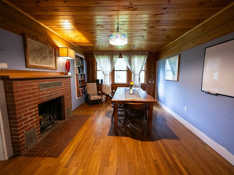 809 Montreat Rd — Photo 24
