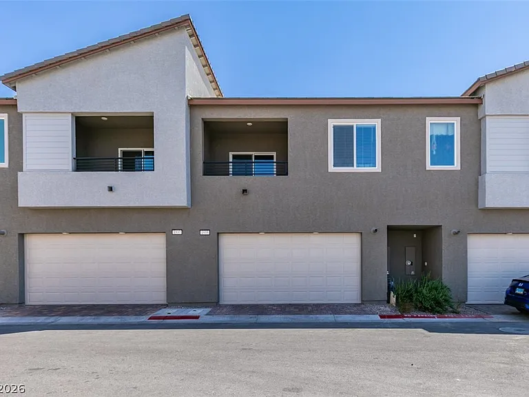 1535 Maria Crossing Ave — Photo 33