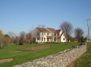 240 Hopwood Rd, Collegeville, PA 19426