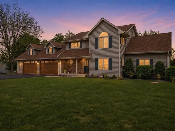 26041 Deer Ridge TRAIL, Waterford, WI 53185