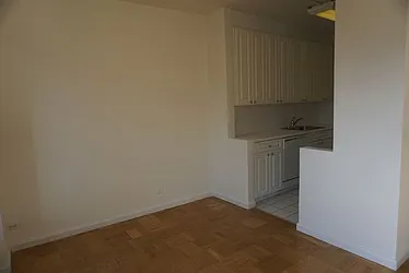 Rented by OOAKB&F INC